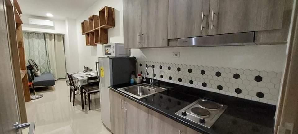 One Bedroom Condo Unit Fame Residences Manille Extérieur photo