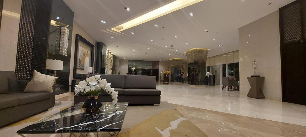One Bedroom Condo Unit Fame Residences Manille Extérieur photo